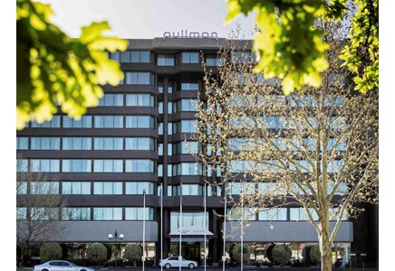 Pullman Melbourne Albert Park Hotel (Conference Venue)