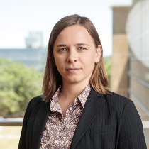 Photo of Professor Lisa Harvey-Smith