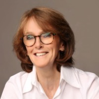 Dr Cathy Foley