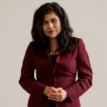 Photo of Professor Veena Sahajwalla