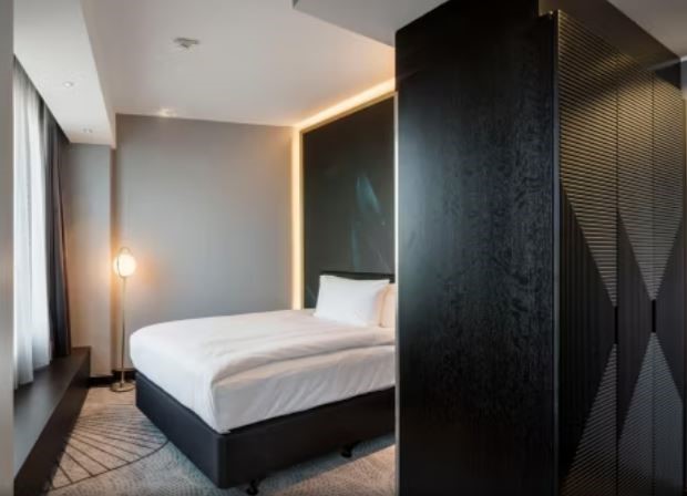 Standard Single room incl. breakfast à EUR 179,-